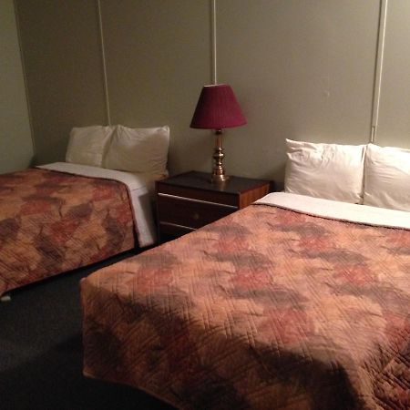 Macklin Motor Inn Экстерьер фото